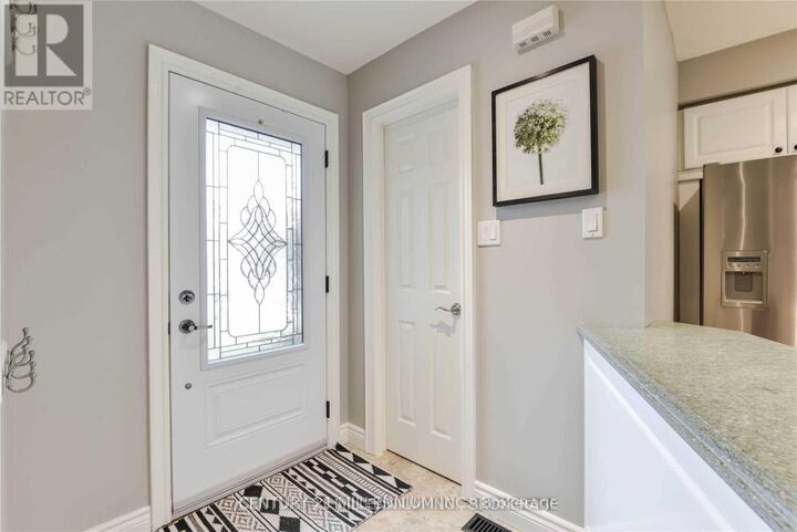 Property Photo:  32 Gardenia Way  ON L7C 1B2 