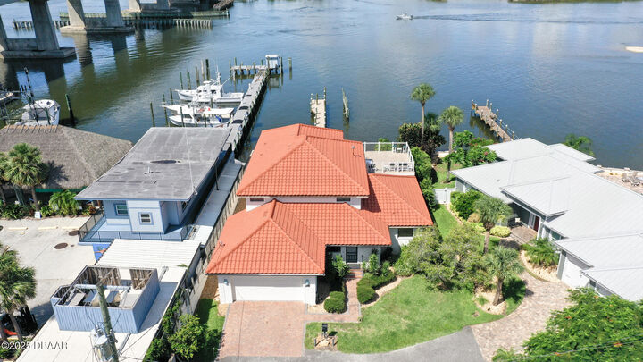 Property Photo:  122 Coral Way  FL 32127 