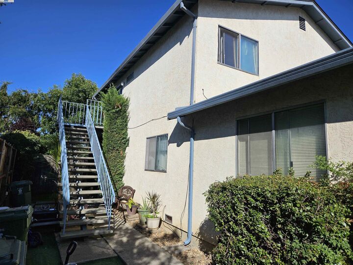 Property Photo:  37051 Walnut St  CA 94560 