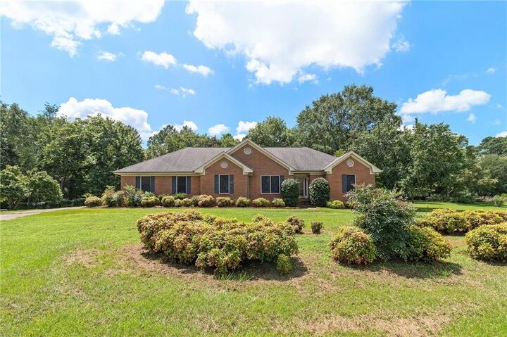 Property Photo:  101 Wedgefield Drive  GA 30252