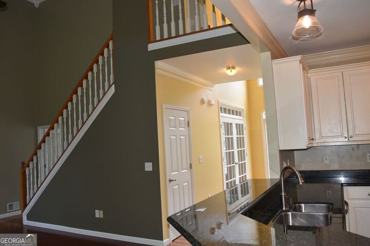 Property Photo: 4003 Rosewood View Drive GA 30024
