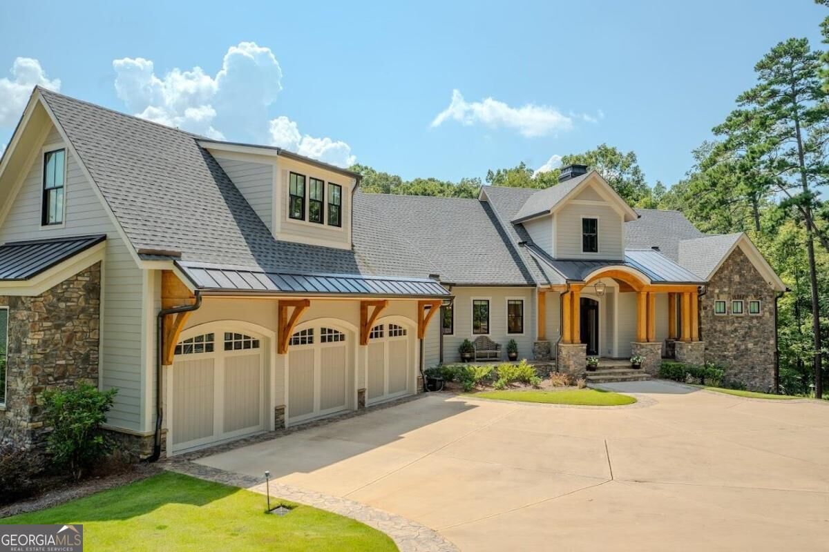 Property Photo:  1021 Cavalier Cove  GA 30642 