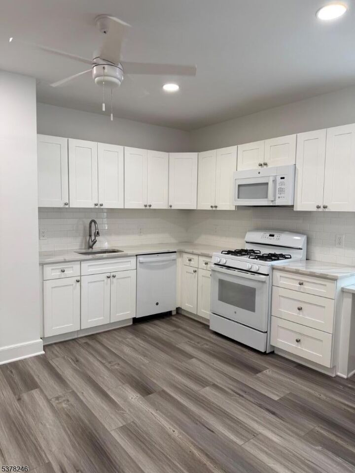 Property Photo: 22 Baldwin St 2 NJ 07042