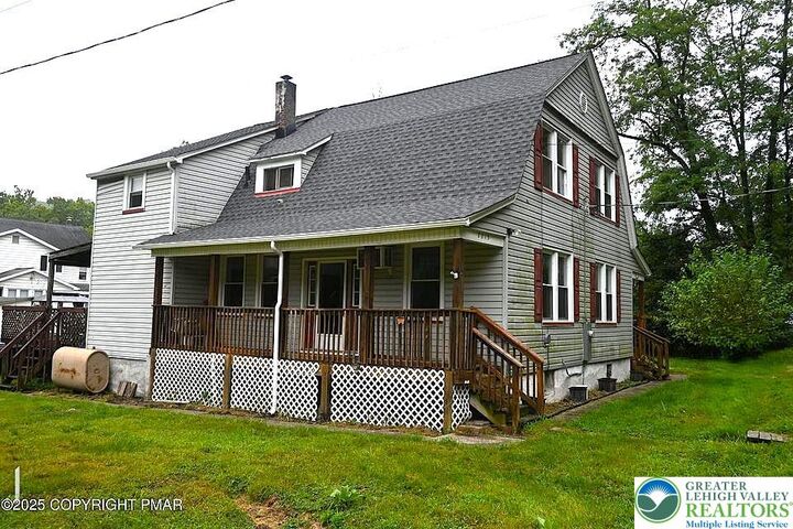 2215 Pennsylvania Avenue  Lower Mt Bethel Twp PA 18063 photo