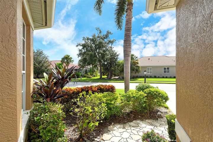 Property Photo:  9032 Willow Brook Drive  FL 34238 
