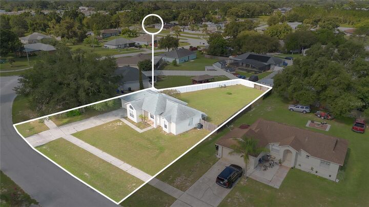 Property Photo: 4233 Worthington Place FL 34753