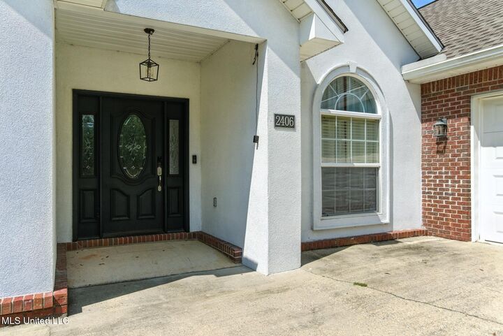 Property Photo:  2406 Bonne Terre Boulevard  MS 39531 