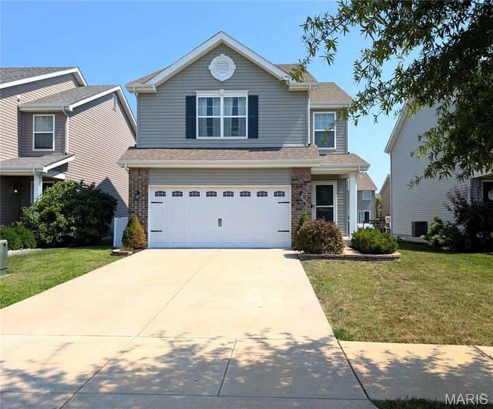 3333 Charlestowne Crossing Drive  St Charles MO 63301 photo