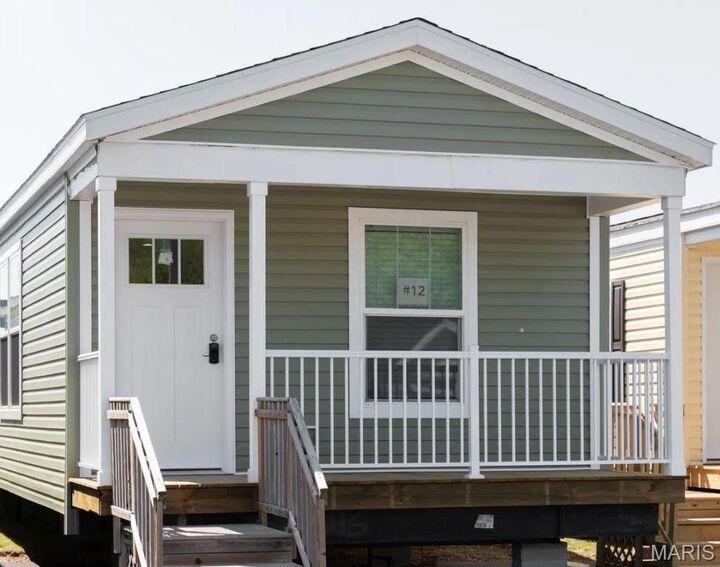 Property Photo:  3727 Chippewa Street  MO 63116 