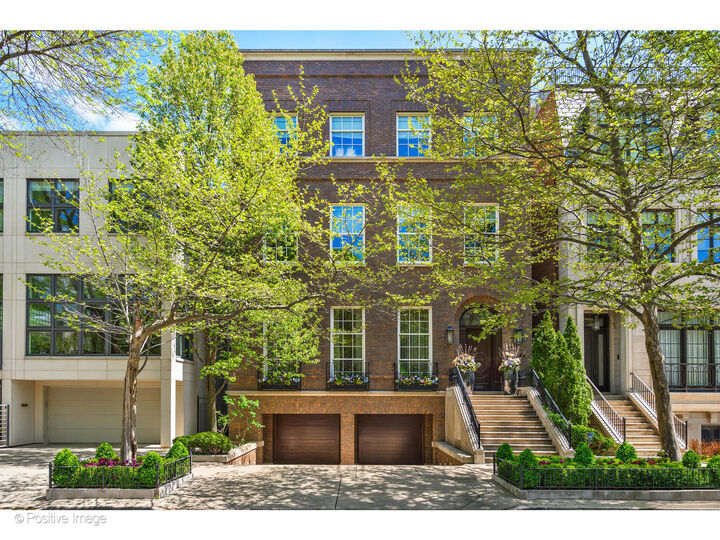 1853 N Burling Street  Chicago IL 60614 photo