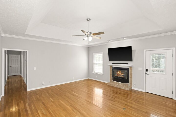 Property Photo:  259 Allen Dr  TN 37073 