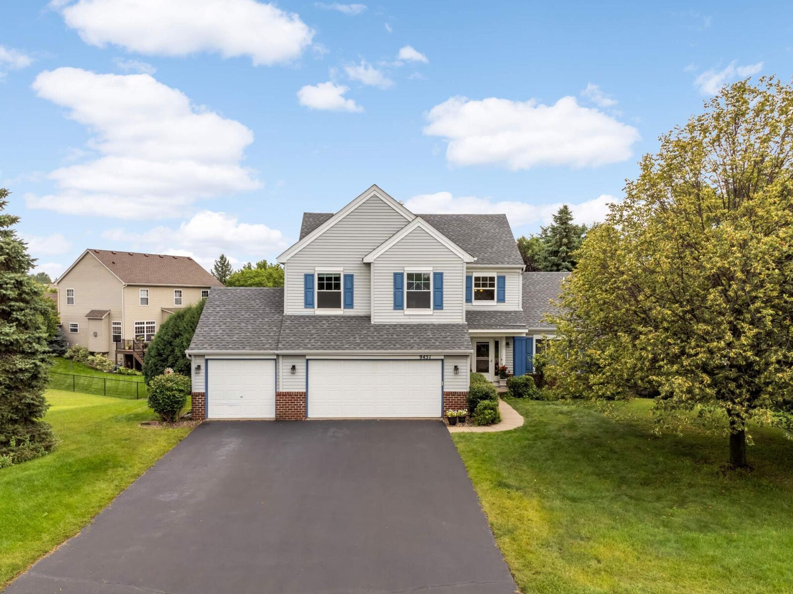 Property Photo: 9451 Esk Lane MN 55077
