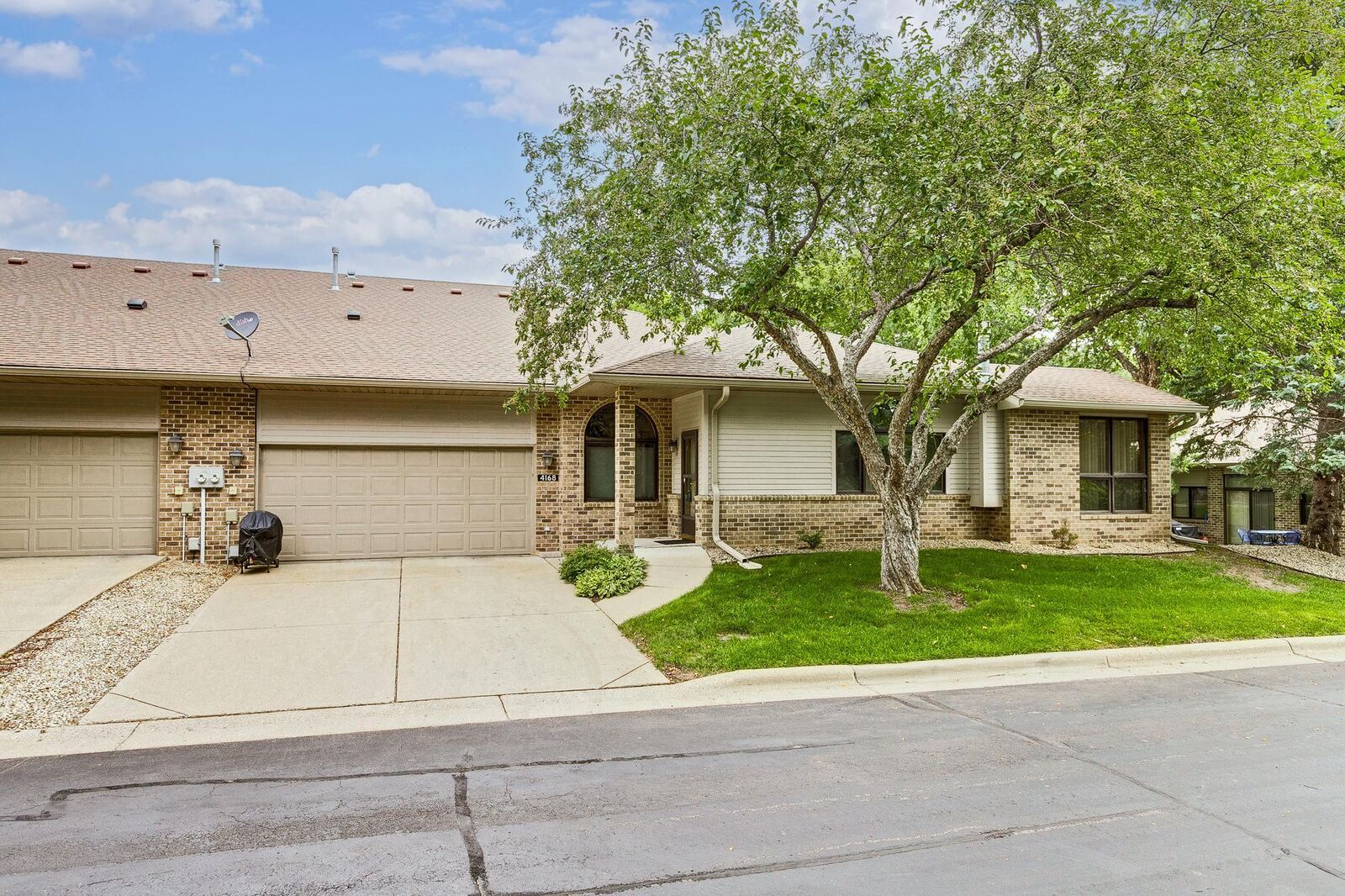 Property Photo: 4168 Arbor Lane MN 55122