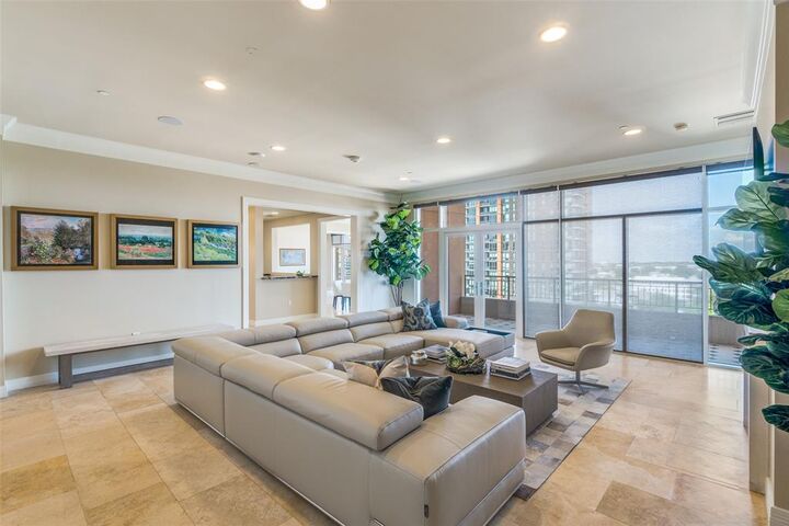 2828 Hood Street 907  Dallas TX 75219 photo