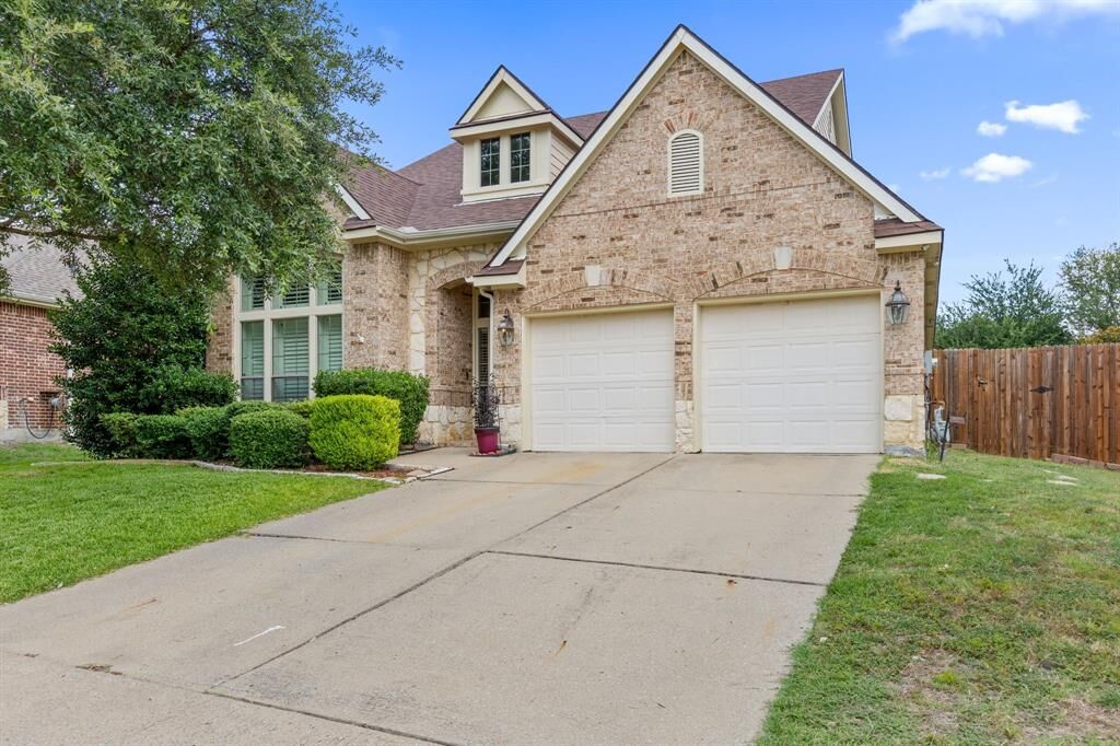 Property Photo:  7058 Belteau Lane  TX 75227 