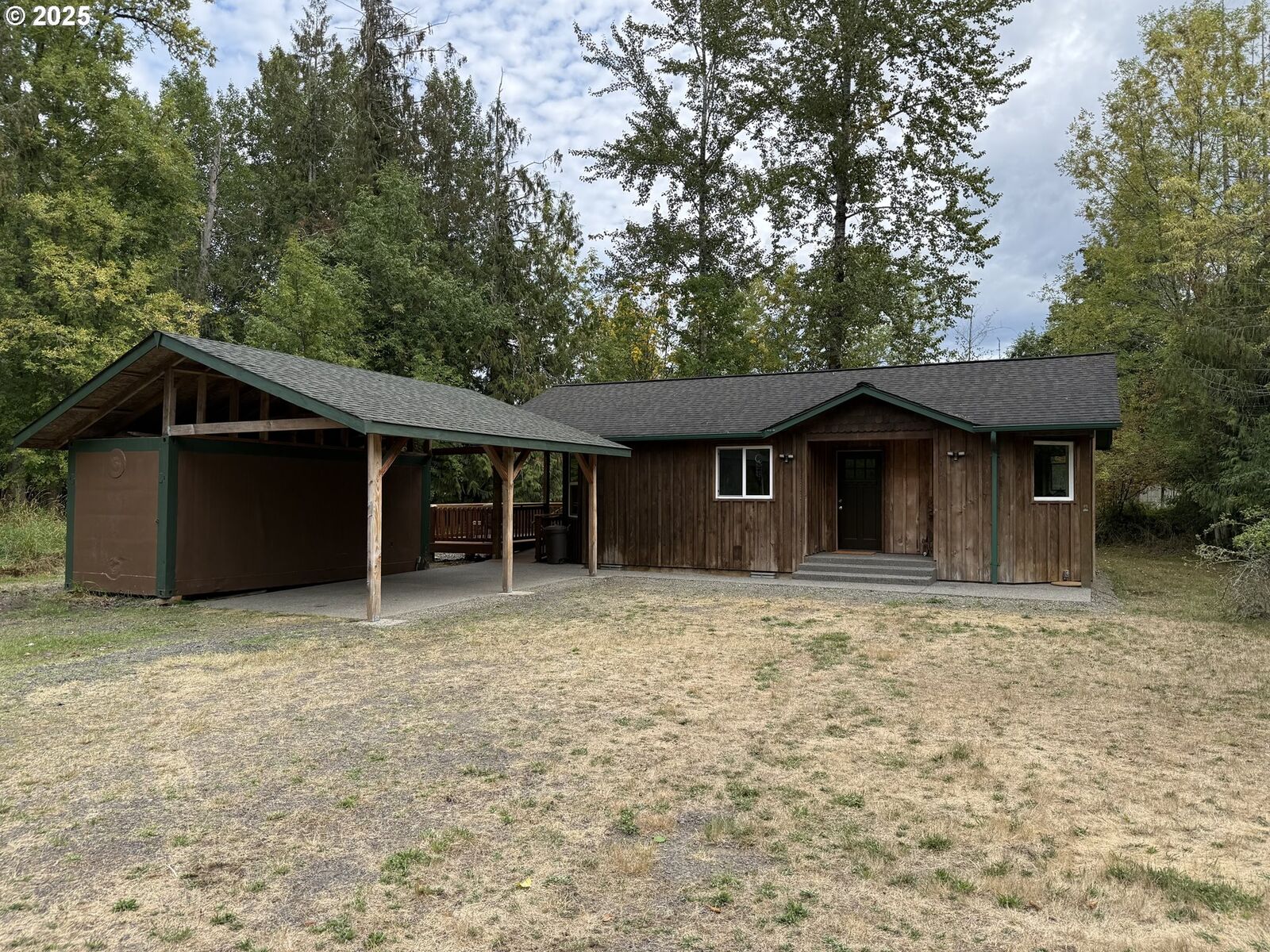 Property Photo:  160 Hall Rd  WA 98645 