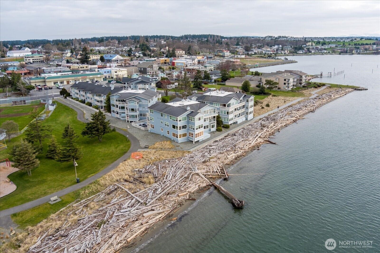 Property Photo:  651 SE Bayshore Drive E101  WA 98277 