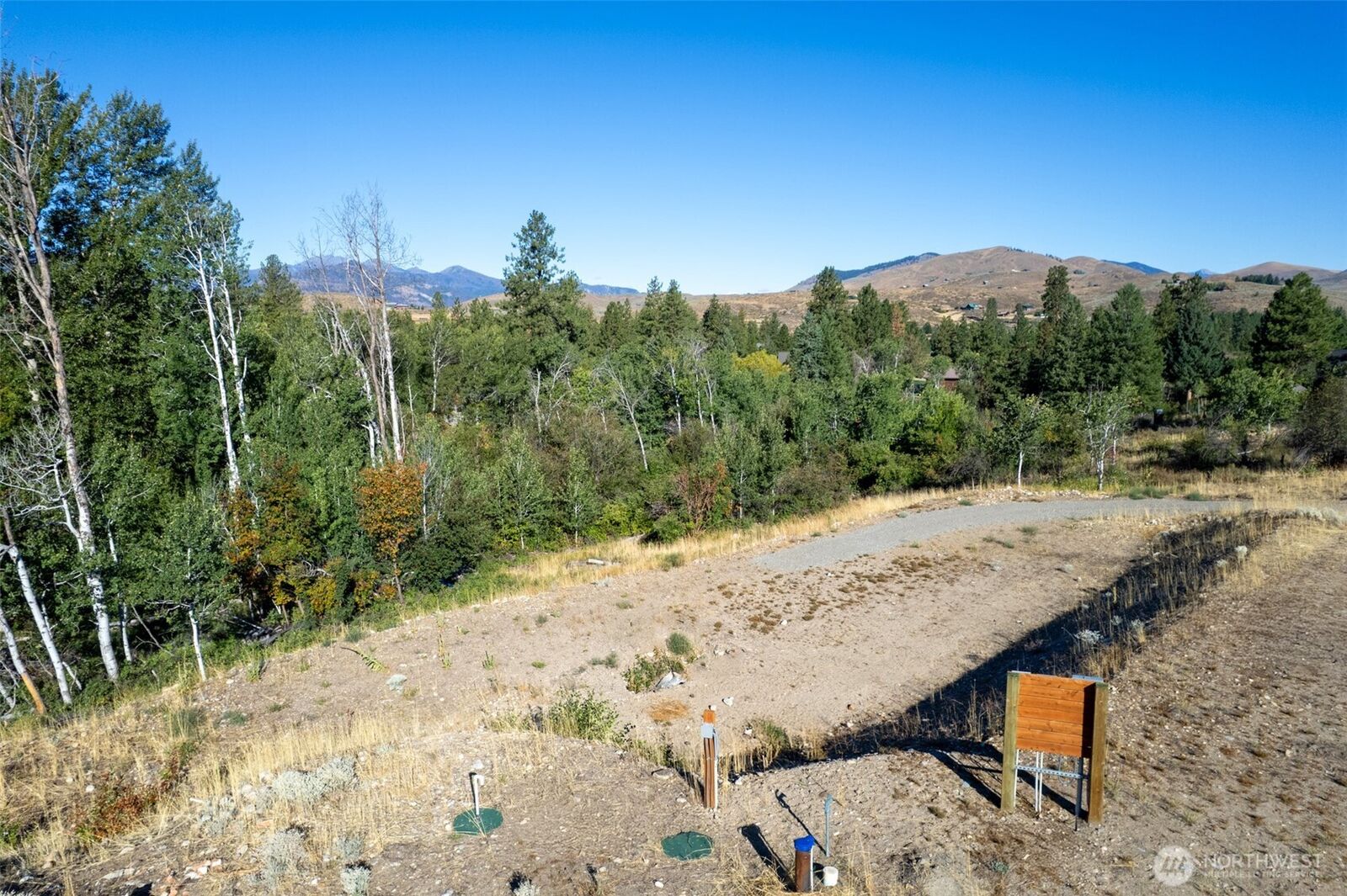 Property Photo: 5 Apple Way N WA 98862