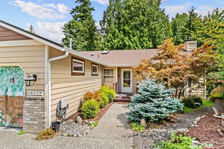 Property Photo: 617 98th Drive NE WA 98258