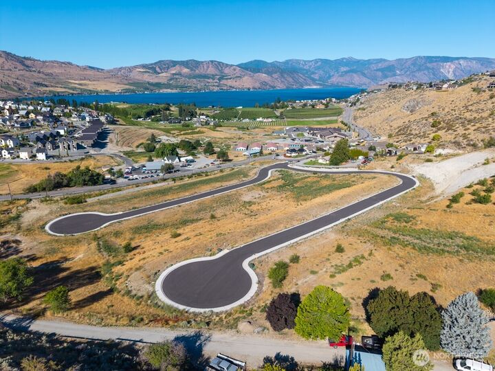 102  Cotter Road  Chelan WA 98816 photo