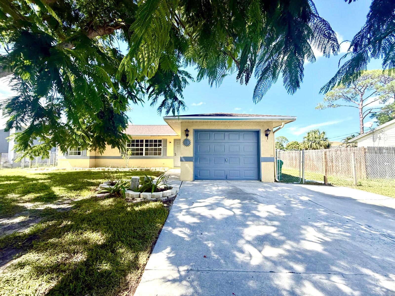 Property Photo:  1453 SW Sudder Avenue  FL 34953 