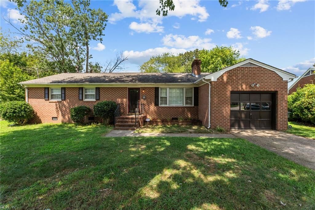 Property Photo:  11 Frederick Dr  VA 23601