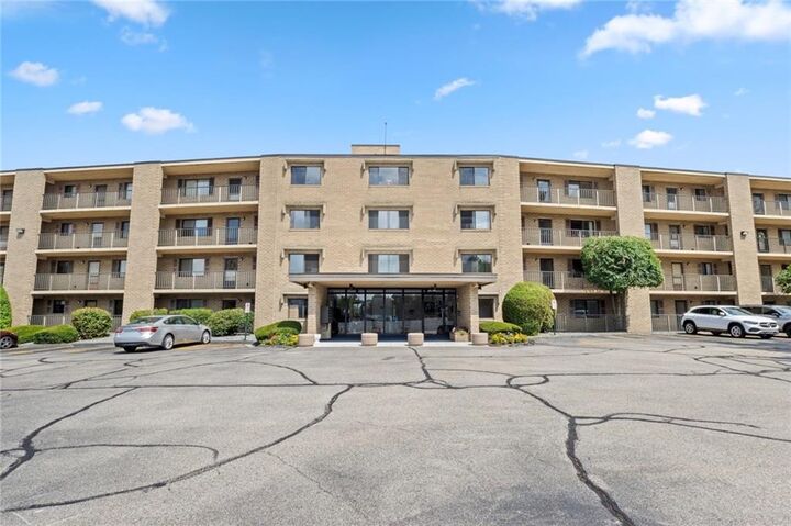 650 East Greenwich Avenue 2-103  West Warwick RI 02893 photo