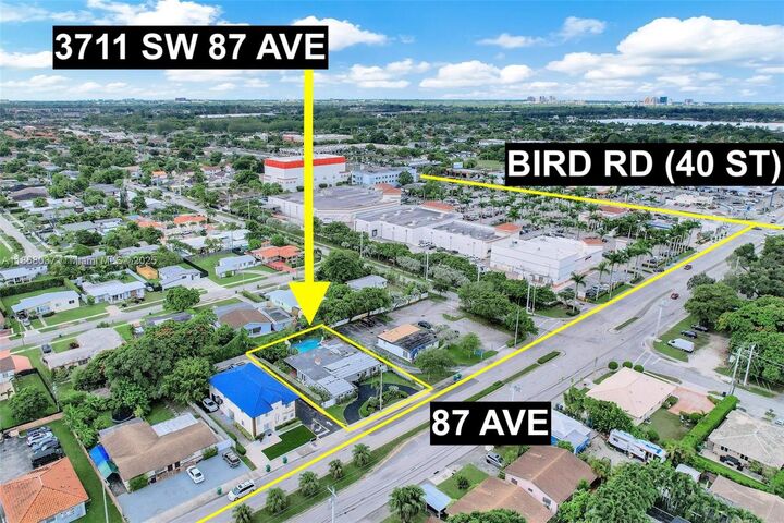 3711 SW 87th Ave  Miami FL 33165 photo