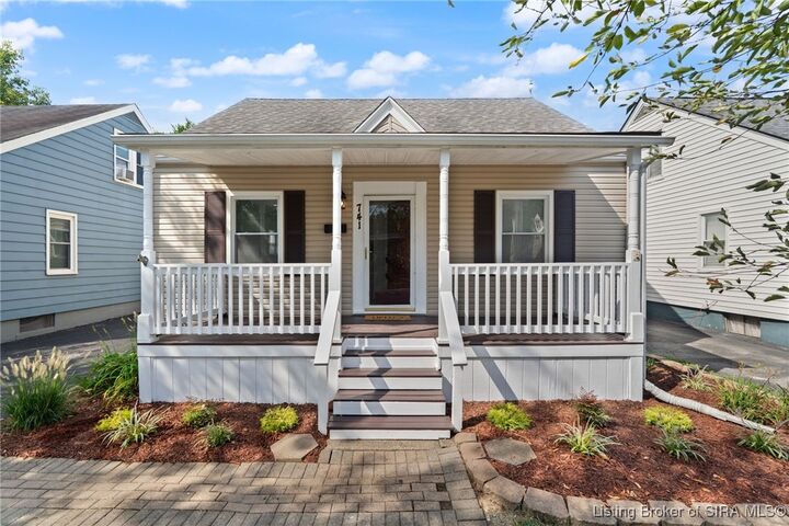 Property Photo: 741 N McKinley Avenue IN 47129