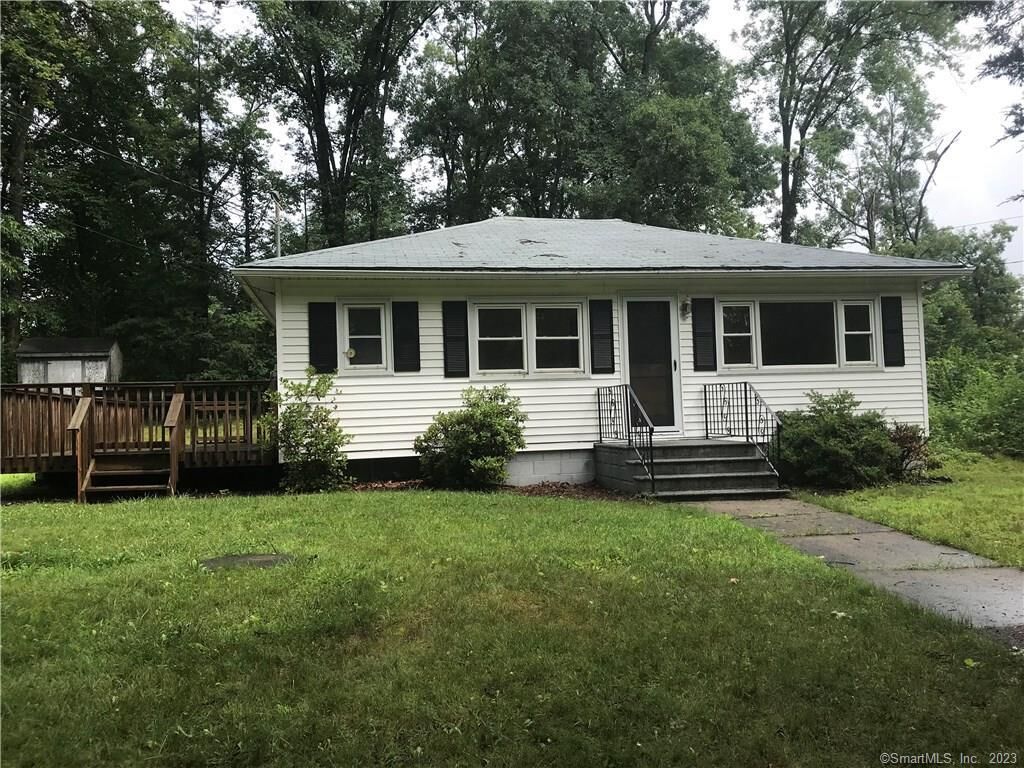 Property Photo:  1 Fair Lane  CT 06812 