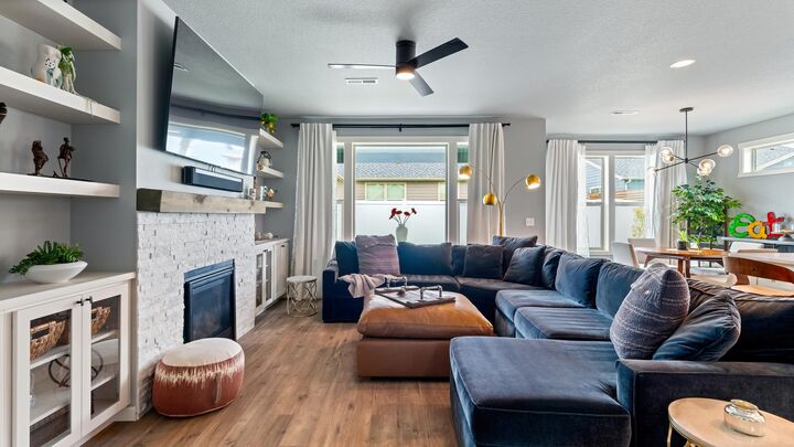 Property Photo:  7110 S Dorchuck Rd  WA 99004 