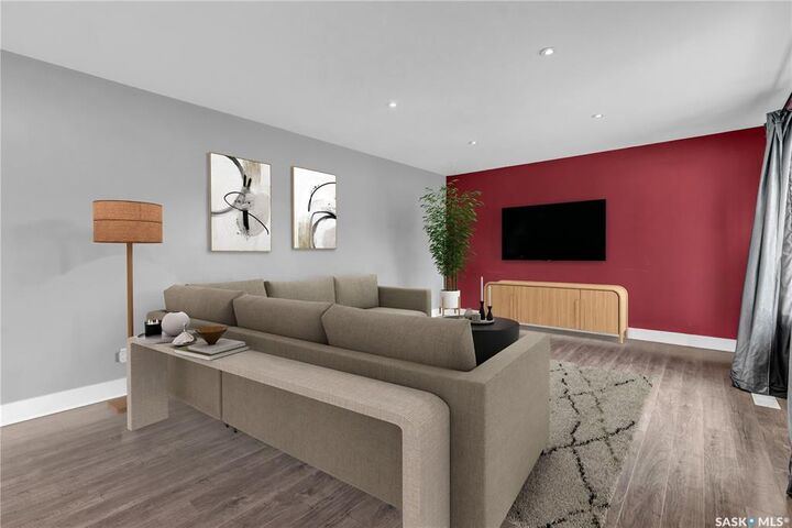 Photo de la propriété:  336 X Avenue S  SK S7M 3H6 