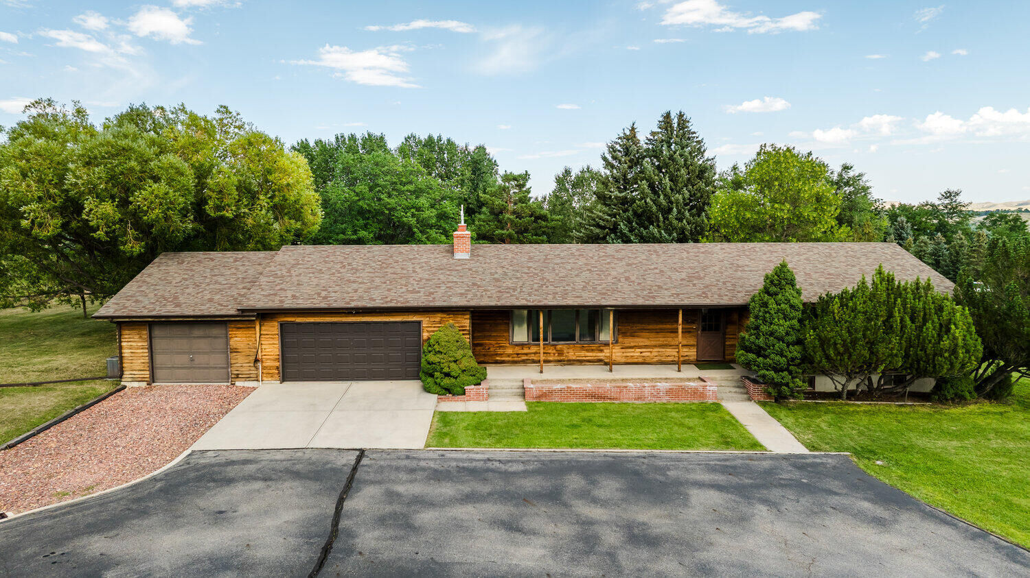 Property Photo: 17 Golf Course Road WY 82801