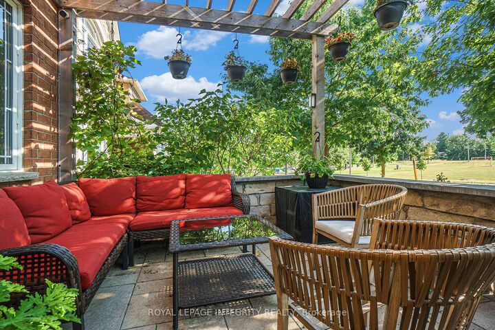 Property Photo:  25 Berry Glen Street  ON K2G 7A5 