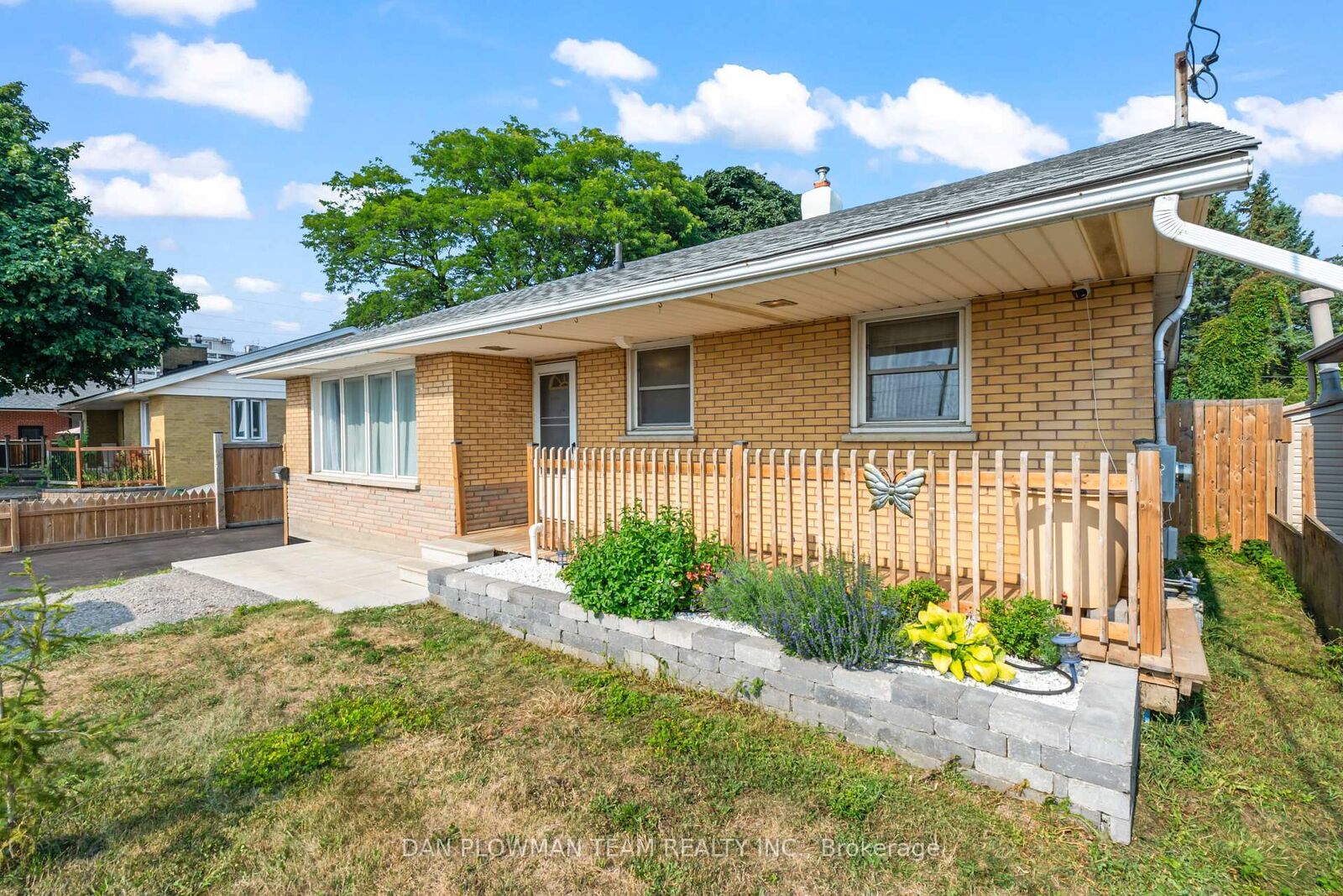 Property Photo:  641 Stevenson Road N  ON L1J 5P2 