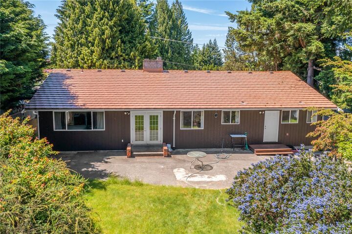 Property Photo: 5510 Rutherford Rd BC V9T 5N4