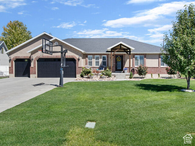 Property Photo: 24 W 2740 N UT 84043
