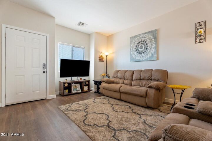 Property Photo:  2300 E Magma Road 19  AZ 85143 