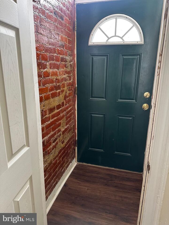 Property Photo:  1621 Olive Street  PA 19130 