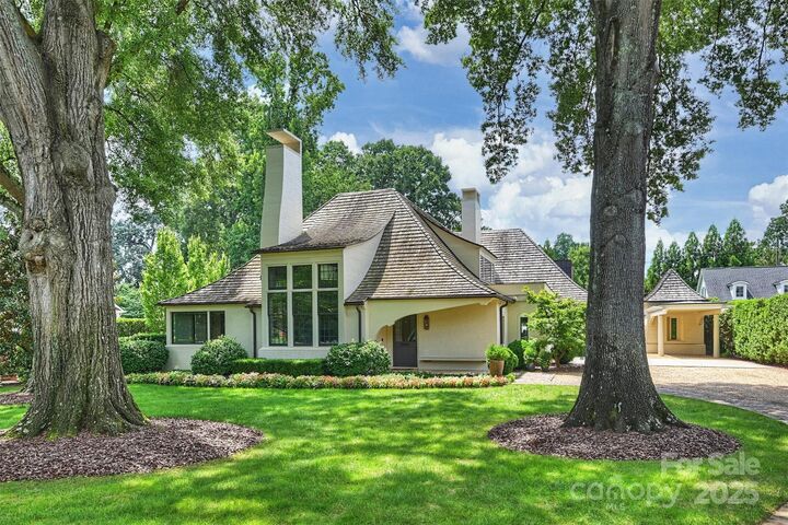 3912 Beresford Road  Charlotte NC 28211 photo
