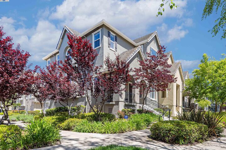 Property Photo:  6268 Byron Ln  CA 94582 
