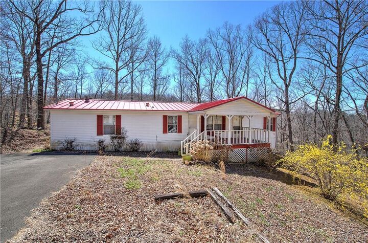 Property Photo: 497 Cherokee Trail GA 30107