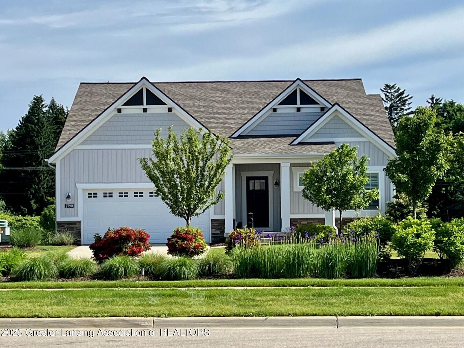 Property Photo:  2790 Carnoustie Drive  MI 48864 