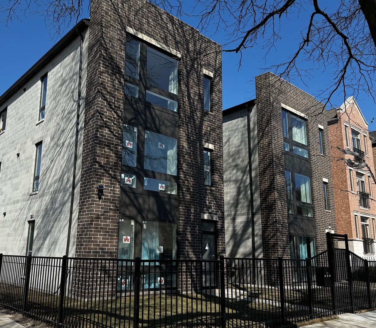 Property Photo: 4156 S Michigan Avenue IL 60653
