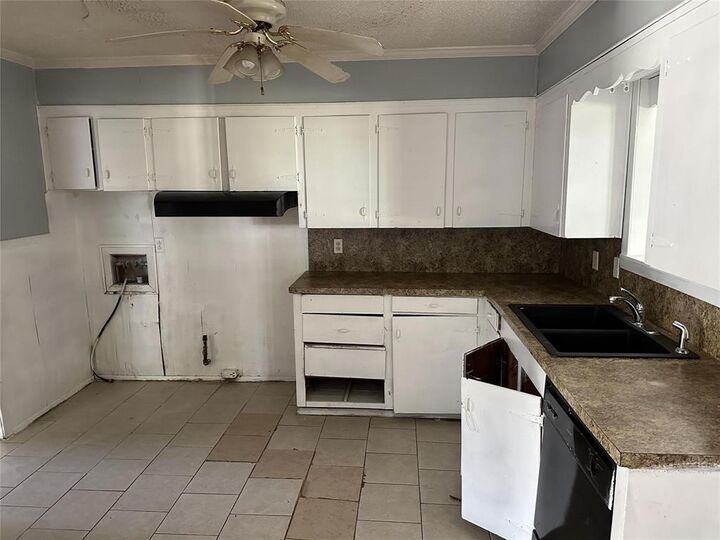 Property Photo:  8506 Westbrook Place  LA 71108 