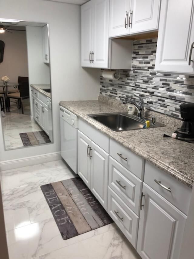 Property Photo:  1131 SE 4th Street 206  FL 33435 