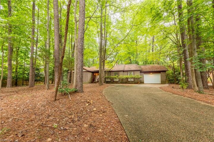 105 Tolers Rd  Williamsburg VA 23185 photo
