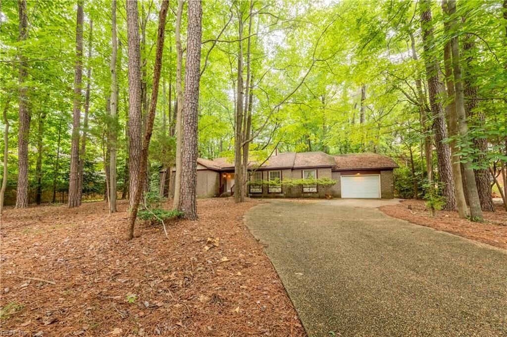 Property Photo: 105 Tolers Rd VA 23185