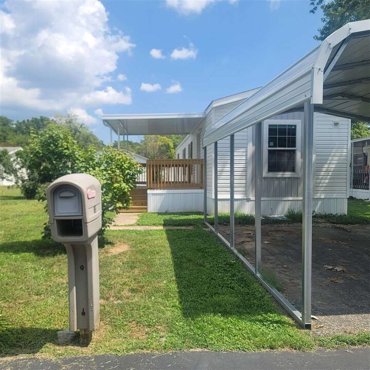 13 Fairoaks Drive  Richmond IN 47374 photo