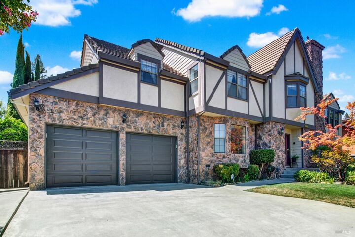 Property Photo: 1737 Kearny Court CA 94534